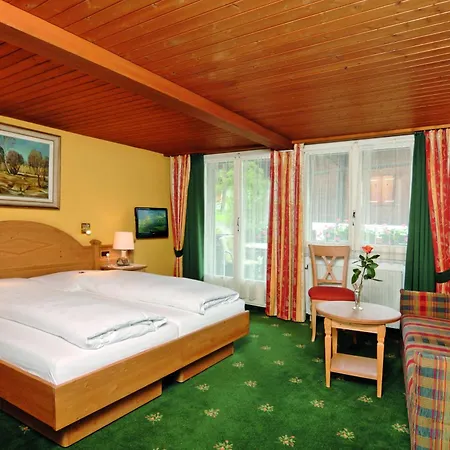 Gletschergarten Hotel 3*