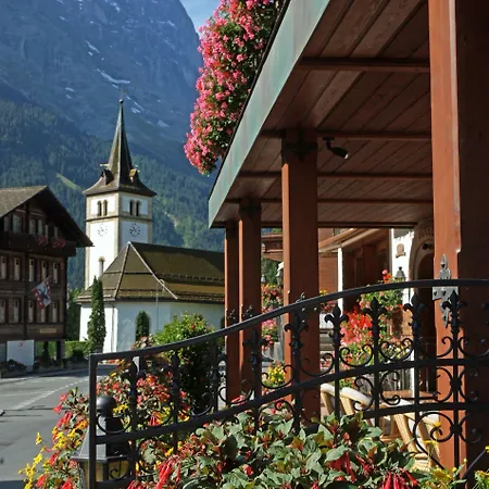 格兰彻卡顿酒店 3*